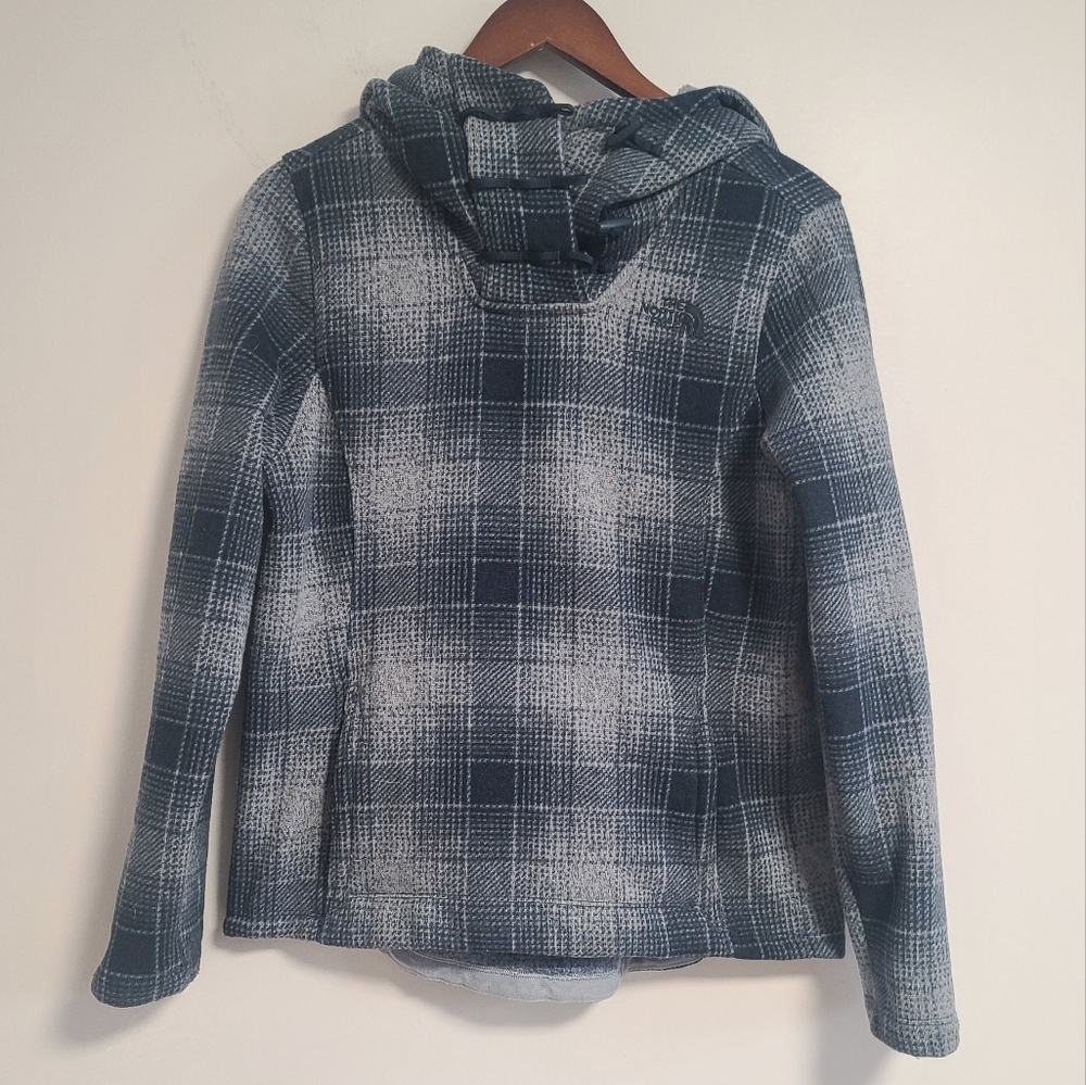 The Northface Crescent Pullover - image 2